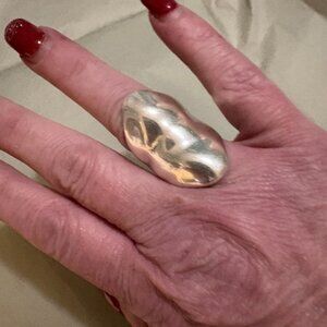 Kendra Scott Vintage Silver Organic Molten Pebble Statement Ring size 8